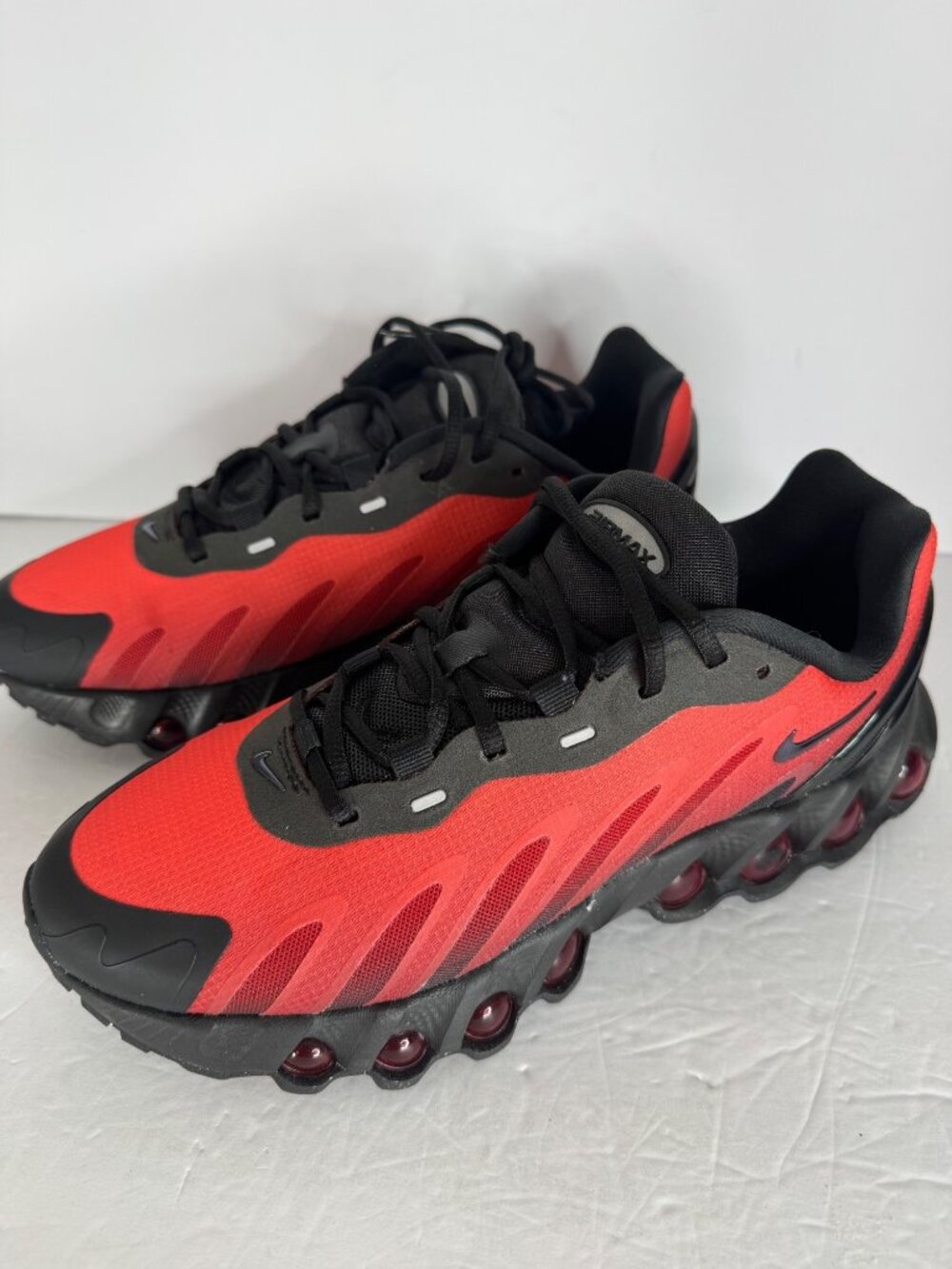 Nike Air Max DN8 Bred Sneaker Black Red EU 39 Youth 6.5 NIB - Picture 2 of 7